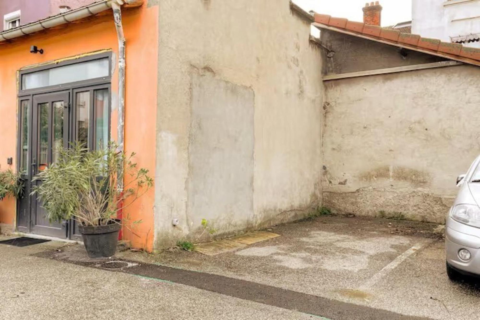 Atypique Et Reposant Avec Parking Gratuit Apartment Villeurbanne Exterior foto
